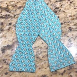 Vineyard Vines Bow Tie